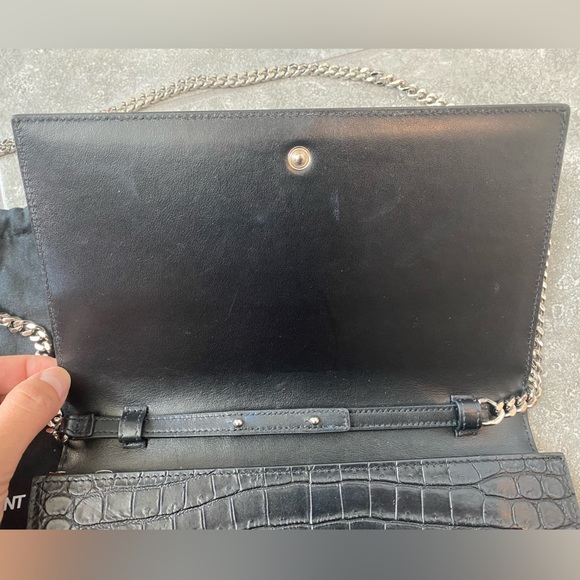 SAINT LAURENT
YSL Croc-Embossed Leather Wallet on Chain Monogram Black silver - Picture 7 of 12